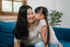 8 Cara Membuat Seorang Ibu Merasa Bahagia