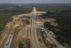 Tol Palembang–Betung: Jalur Cepat Menuju Denyut Ekonomi Regional, Betung–Jambi: Arteri Komoditi Sawit & Karet