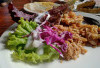 Rasakan Manfaat Kombinasi Salad Sayur Plus Nasi Goreng