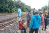 Diduga Diserempet Kereta Api, Kakek Nyaris Tewas 